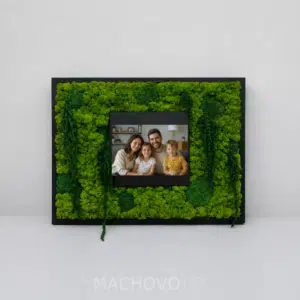 Machový obraz s vlastnou rodinnou fotografiou v čiernom ráme