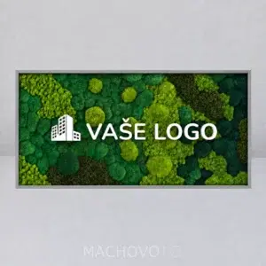 Machový obraz Verdara s mozaikou svetlozeleného a tmavozeleného machu, bielym nápisom „VAŠE LOGO“ a symbolom budov, rám s imitáciou hliníka.